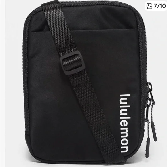 lululemon athletica Black Belt Bag - Picture 2 of 7